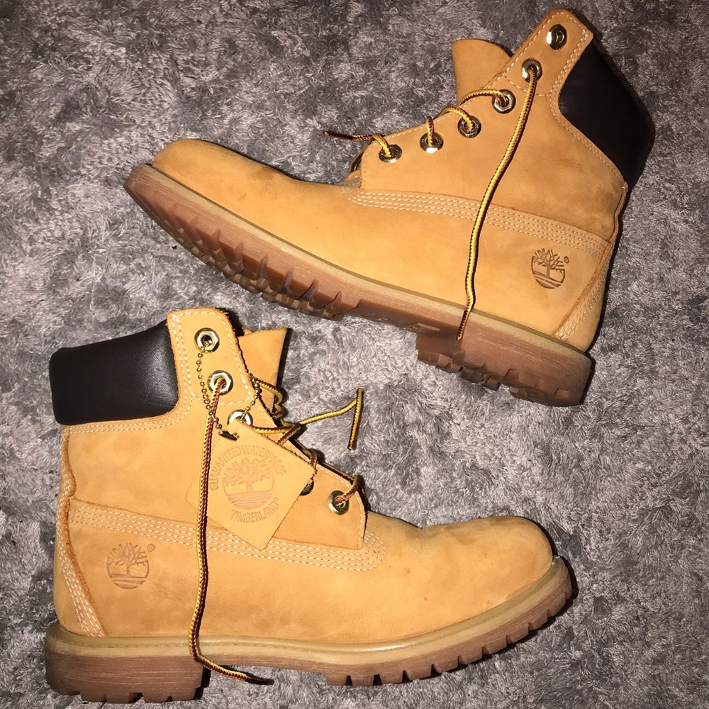 Timberland classic women’s size 7.5